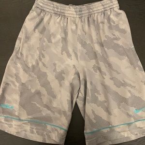Nike Dri-Fit Grey Camo Pattern LeBron Shorts - Mens M